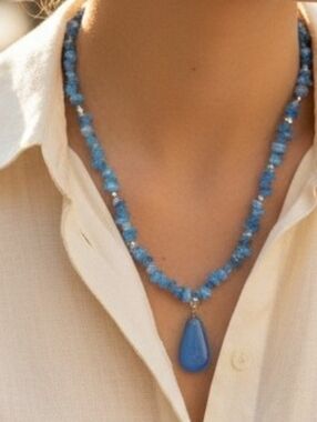 Vintage Blue Fiber Optic Chinky Beaded Necklace